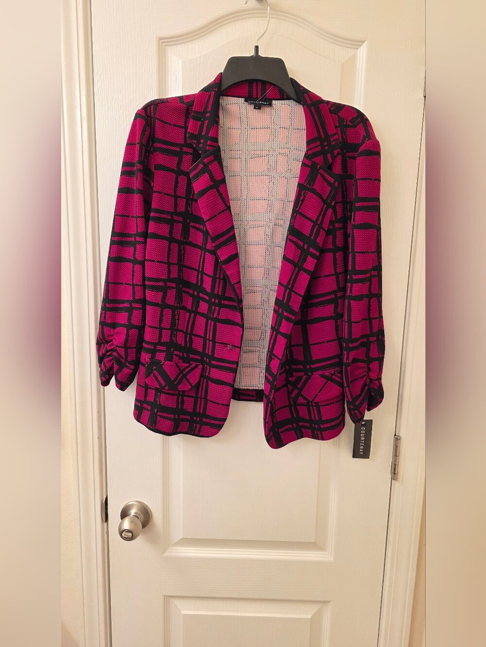 Women's Plaid Blazer NWT